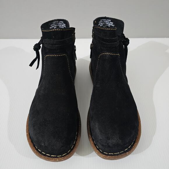 NEW Born Wynter Ankle Bootie Womens 8 Black Suede Distressed Casual Fall Winter - Picture 5 of 13